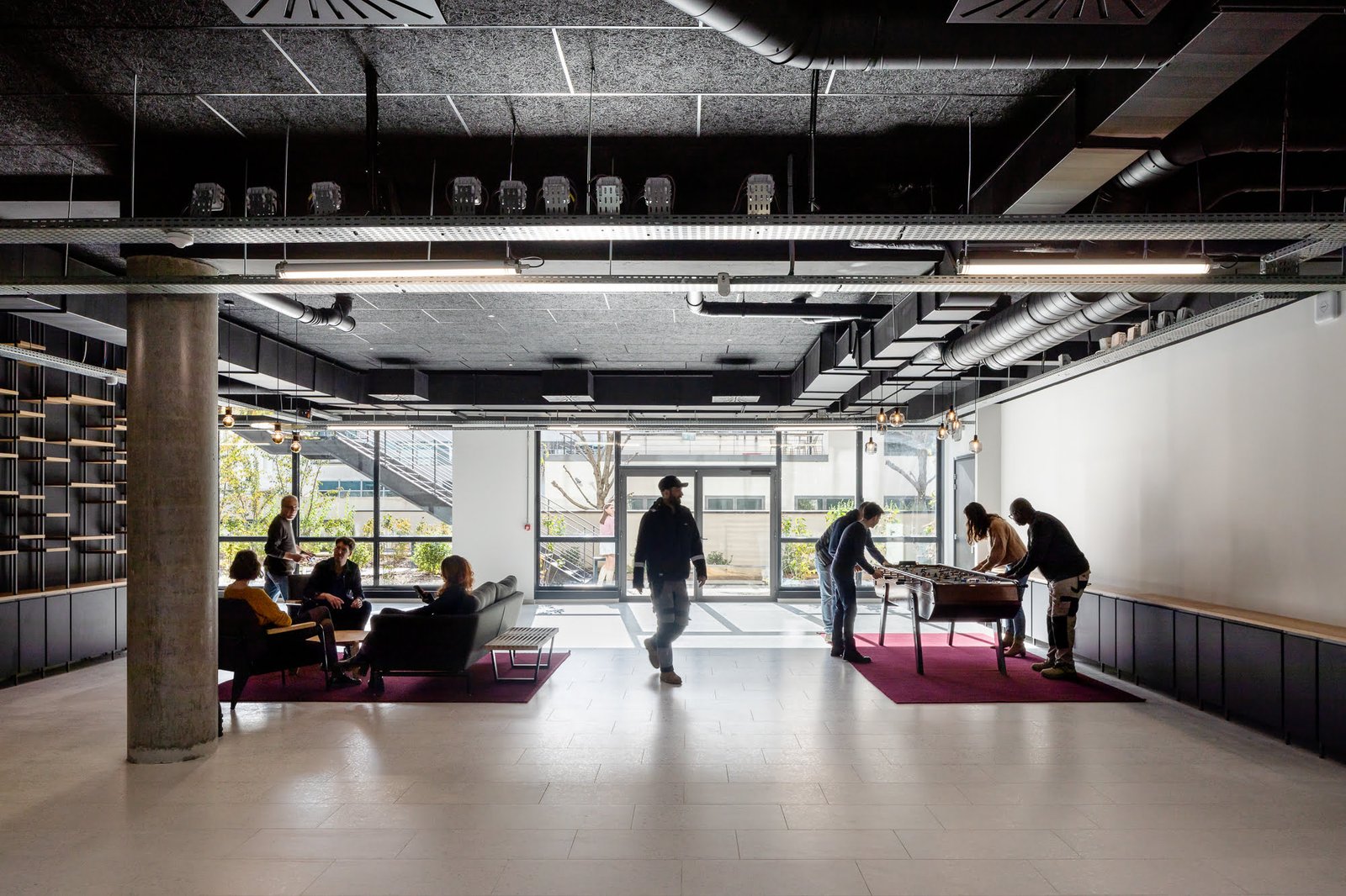 Projet "Trait d'union", un ensemble de Bureau projeté par l'agence LBBA-Architecture. 8 rue François Ory, 92120 Montrouge