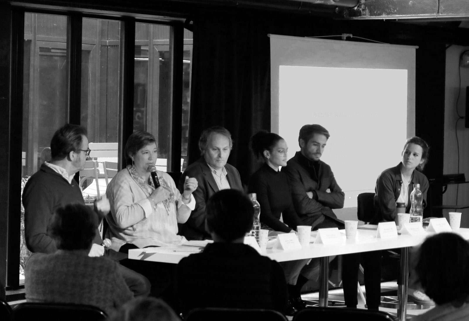 Table ronde Vers une nouvelle modernité